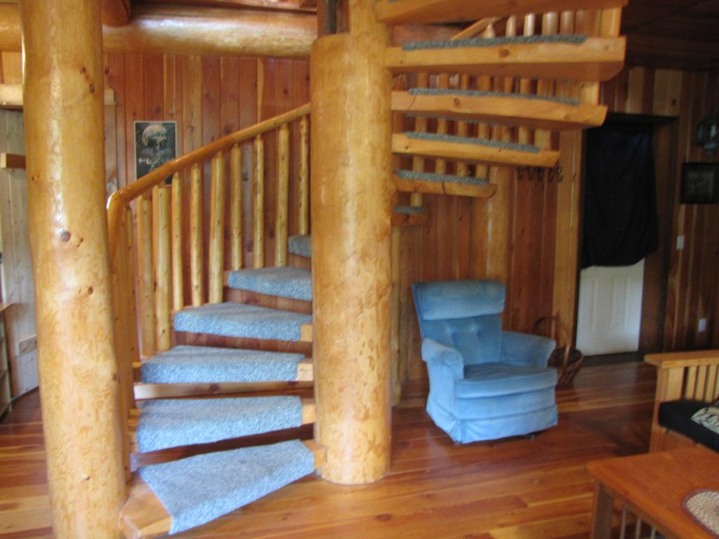 קלונה Hitching Post Resort מראה חיצוני תמונה
